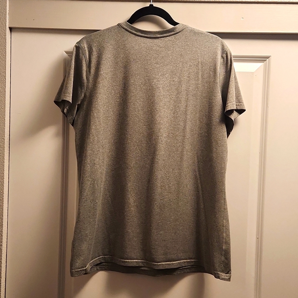 Nike Workout Top size XL - Picture 4 of 4